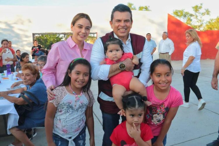 Mantienen Lalo y Lucy un gobierno cercano a la gente en Victoria