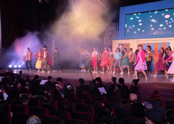 Todo un éxito el musical Vaselina presentado por la UAT en Cd. Victoria