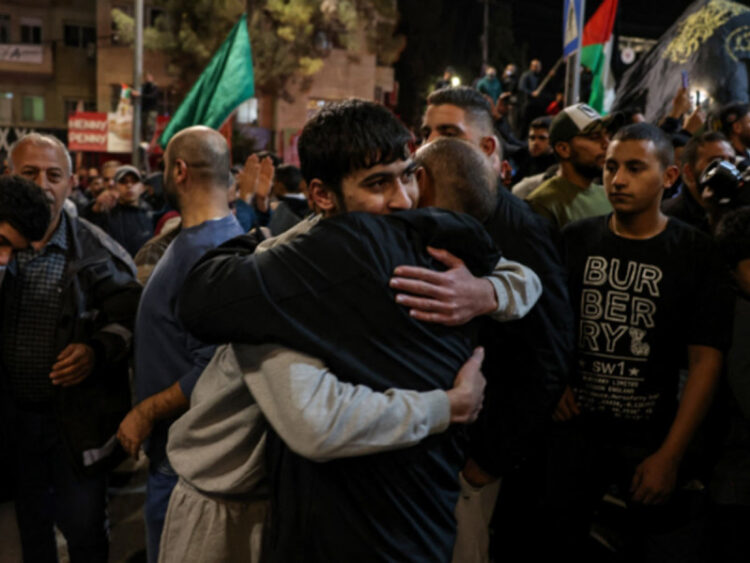 Catar confirma liberación de 39 palestinos detenidos por Israel