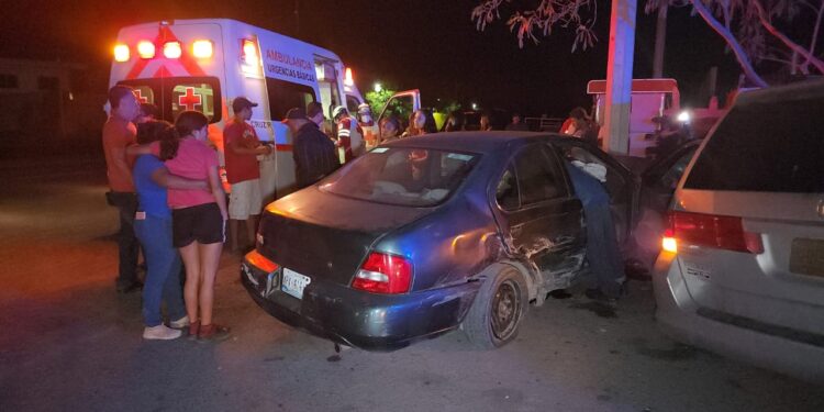 Borracho pega a 10 autos en Col. Libertad y termina loca huida “en panteón”
