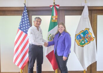 Presenta Américo Villarreal a la cónsul de Estados Unidos en Matamoros grandes proyectos en marcha