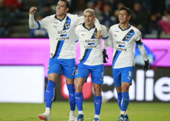 Monterrey vence 2-0 a Pachuca y tiene boleto a los cuartos de final