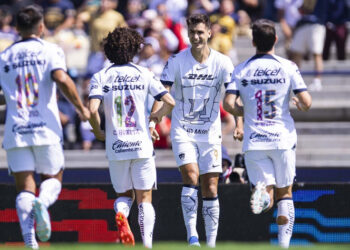 Pumas golea 3-0 a un desarticulado Atlas de Guadalajara