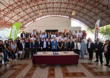 Celebra la UAMCEH UAT 52 años de formar profesionales de excelencia