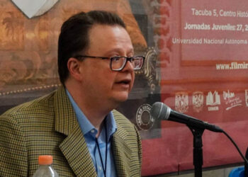 Proyecto de magistrado revocaría acuerdo de paridad del INE