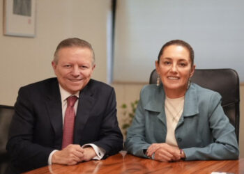 Sheinbaum se reúne con Zaldívar, después de que el ministro presentó su renuncia