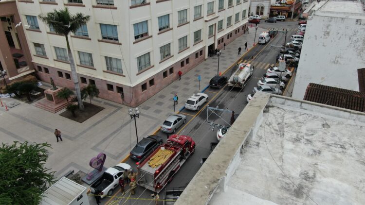 Pirotecnia, objetos encontrados frente a Palacio de Gobierno