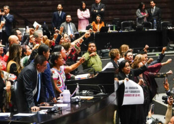 Diputados arman zafarrancho por reserva de la oposición sobre Acapulco