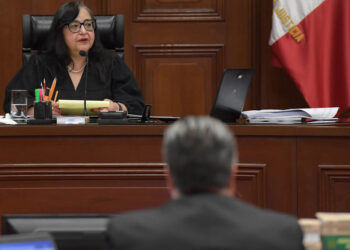 AMLO le recuerda a la Corte entrega de fideicomisos para Acapulco