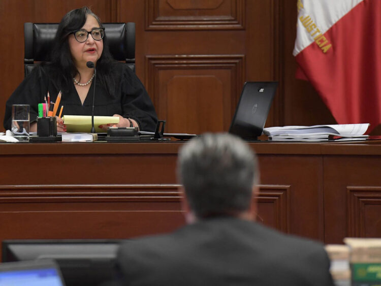 AMLO le recuerda a la Corte entrega de fideicomisos para Acapulco