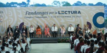 Leer para fortalecer la transformación, pide Américo Villarreal a estudiantes