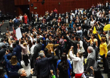 Entre jaloneos Diputados aprueban el Presupuesto Federal 2024  en candente sesión