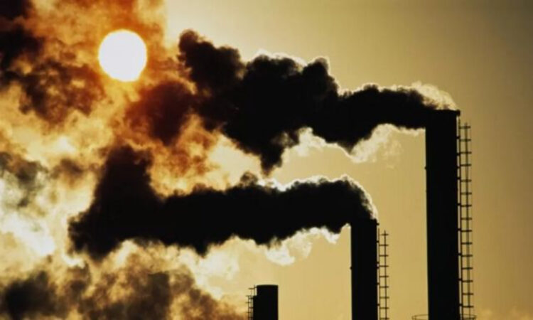 Alerta climática: Producción de combustibles fósiles excede límites seguros