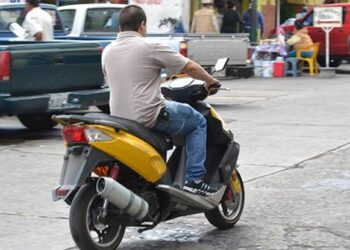 Decomisarán motos a quien no porte casco