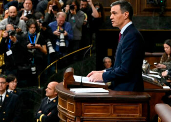 El nuevo gobierno de Pedro Sánchez en España toma posesión con enfoque en la economía