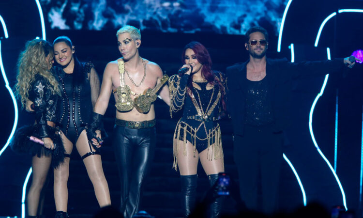 La ‘Rebeldemanía’ estalla en el estadio 3 de marzo con RBD