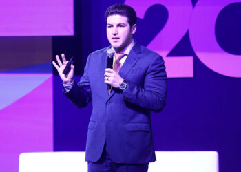 Samuel García se enorgullece de gestión hídrica en medio de la crisis de agua en Nuevo León