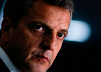 Sergio Massa anuncia fin de etapa política tras derrota electoral en Argentina