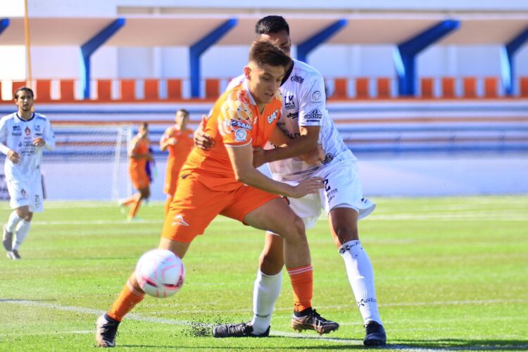 Derrota Correcaminos a Club Calor