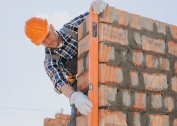 Elegir ladrillos y cemento de calidad es clave para asegurarse solidez