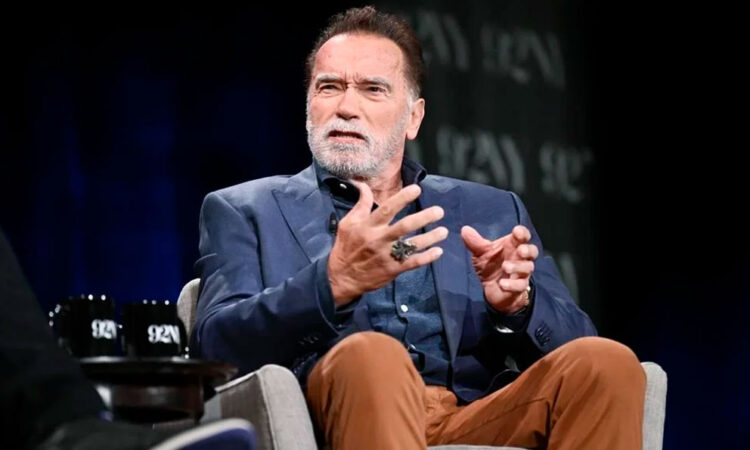 Demandan a Arnold Schwarzenegger por accidente de auto en Los Ángeles