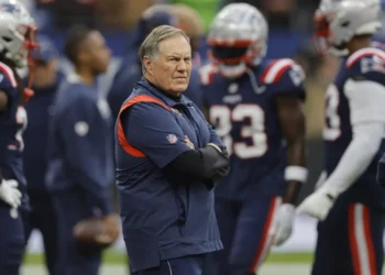 Belichick anuncia evaluación integral tras racha de derrotas de los Patriots
