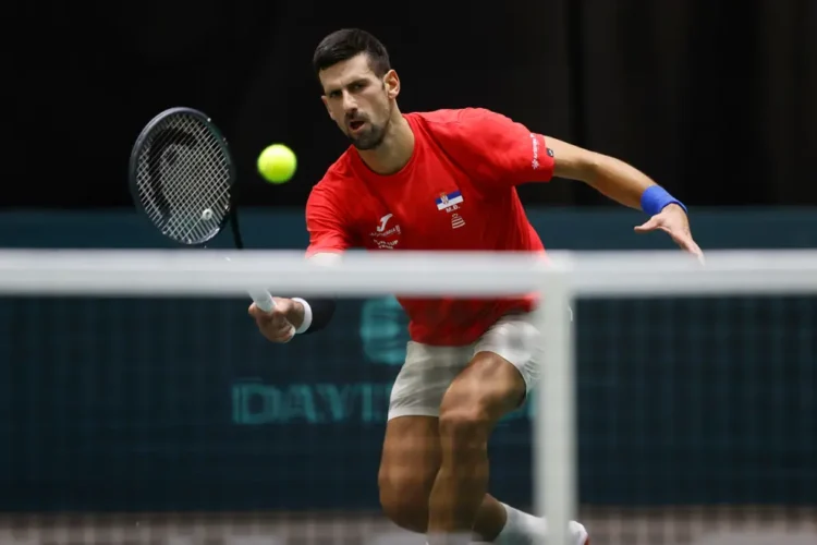 Djokovic sueña con ganar otra Copa Davis con Serbia mientras se prepara en Málaga