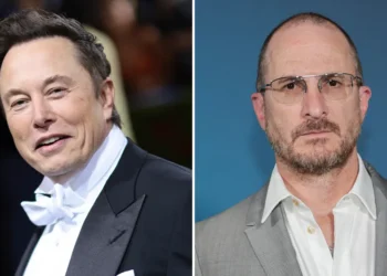 Darren Aronofsky dirigirá la película biográfica de Elon Musk para A24