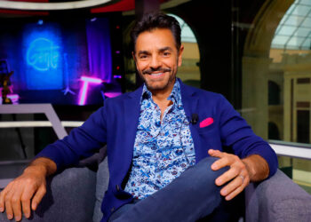 Eugenio Derbez brinda apoyo a Acapulco
