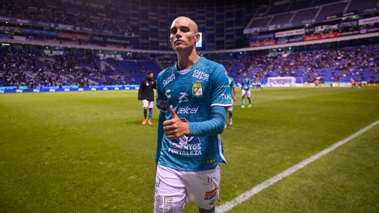 Chivas se interesa en un defensa del Club León