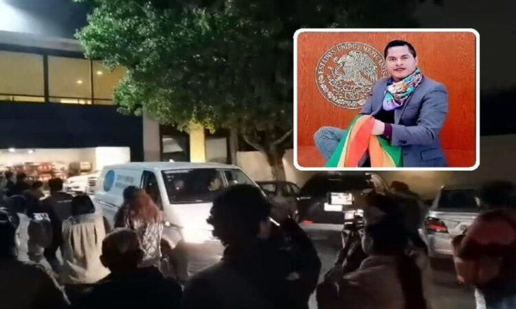 Funeral en Saltillo: Despedida a Jesús Ociel Baena Saucedo, pionero en identidades no binarias