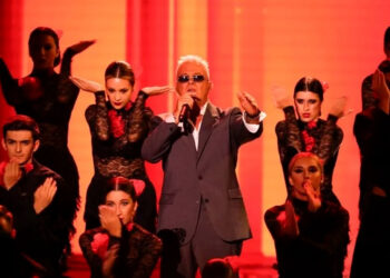 Alejandro Sanz captado en Sevilla con una ‘misteriosa’ mujer