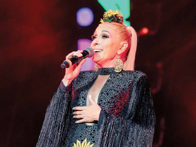 Exitosa presentación de Yuri en el Auditorio Nacional de la CDMX