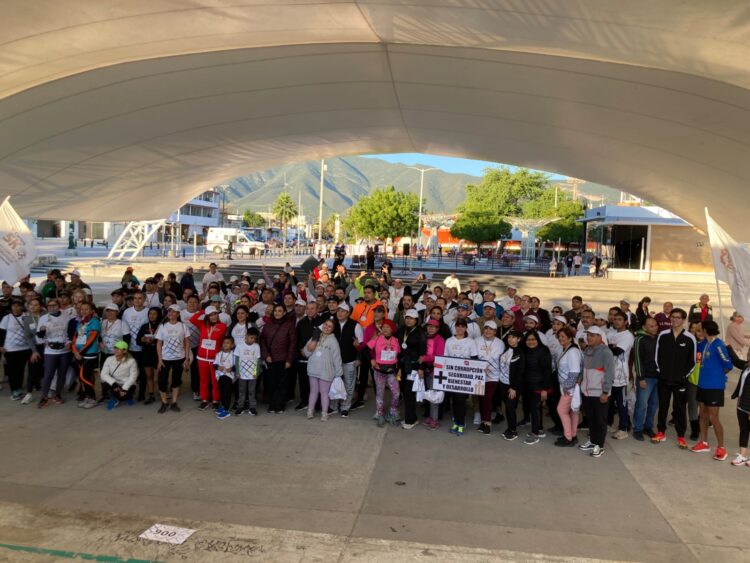 Participa Contraloría Gubernamental en la carrera 5k contra la corrupción