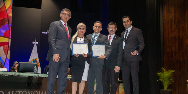 Reafirma gobernador Américo Villarreal respaldo a la Universidad Autónoma de Tamaulipas