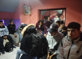 Guardia Estatal libera a 13 sudamericanos privados de la libertad en un hotel d Reynosa