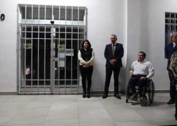 Auditor Superior del Estado inventa fumigación para evitar entrega de oficinas 