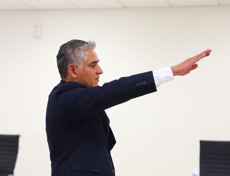 Pide licencia Diputado Luis R. Cantú; rinde protesta el nuevo Auditor Superior