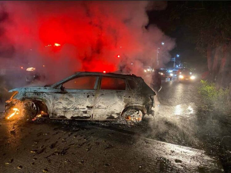 Dos muertos en penales y 16 autos calcinados; saldo de violencia en Tabasco