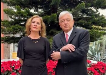López Obrador y Beatriz desean a mexicanos una Nochebuena llena de paz y amor