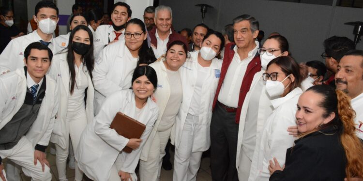 Pide gobernador a Secretaría de Obras revisión estructural del Hospital Civil de Victoria con 130 años de antigüedad