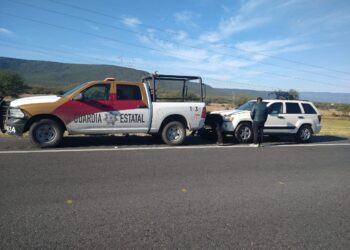 Guardia Estatal de Apoyo Carretero auxilia a viajeros y visitantes de Tamaulipas