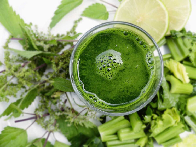 Licuado verde para desintoxicarte de las cenas de Navidad y Año Nuevo