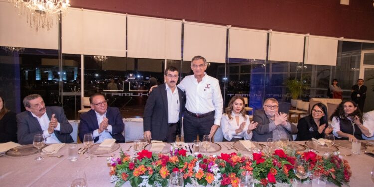 Respalda gobernador Américo Villarreal proyecto del rector Dámaso Anaya en la UAT