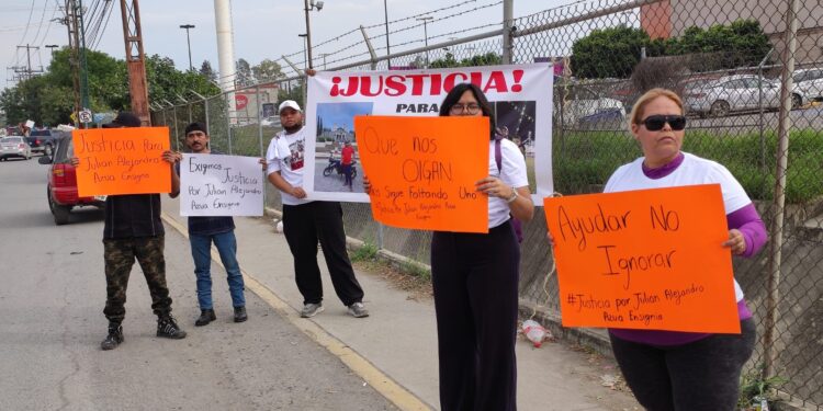 Exigen justicia por muerte de motociclista