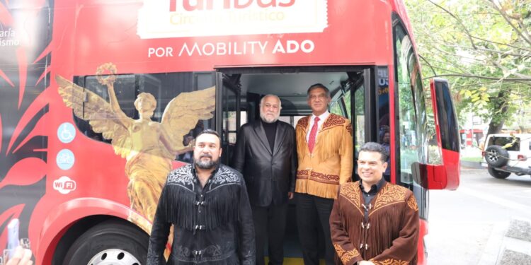 Inauguran exposición turística “Tamaulipas seguro te enamora” en Punto México