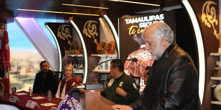 Inauguran exposición turística “Tamaulipas seguro te enamora” en Punto México