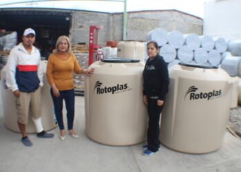 Entrega Gobierno de Victoria  más de 5 mil tinacos con subsidio.