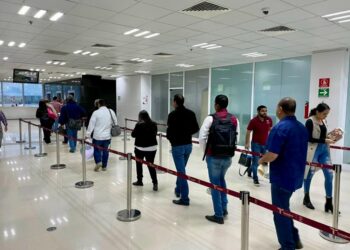 Vacaciones navideñas de burocracia estatal serán del 21 de diciembre al 7 de enero: Lavín