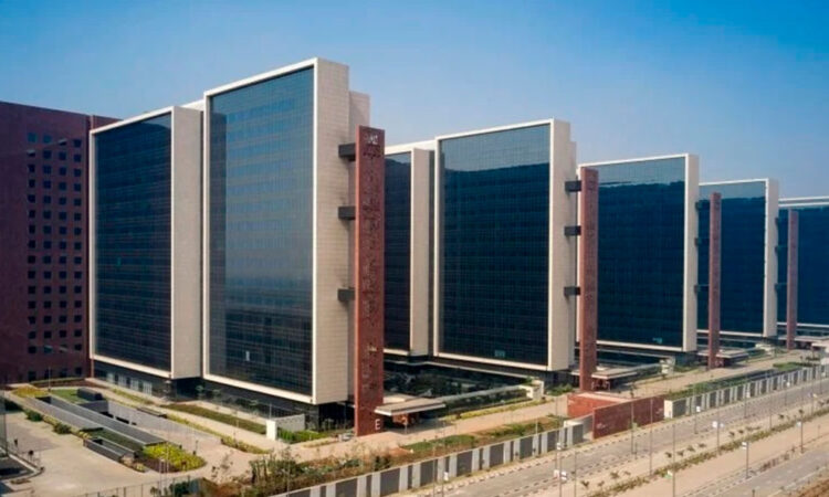 India Inaugura la Bolsa de Diamantes más Grande del Mundo en Surat